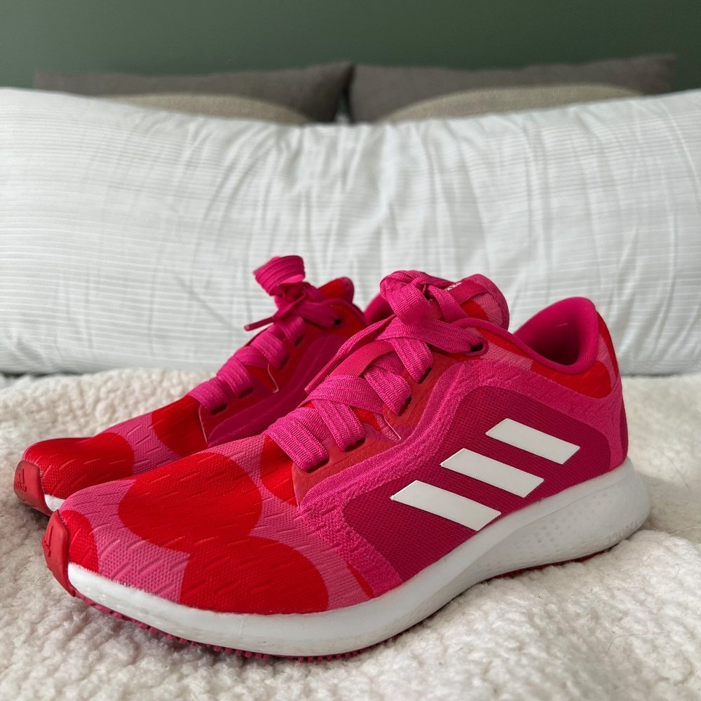 MARIMEKKO X adidas - Women's Bold & beautiful sneakers!!!